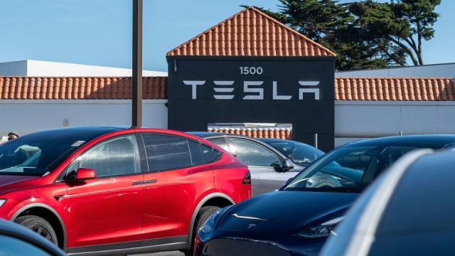 Tesla Record Sales, But Facing Tough EV Competition